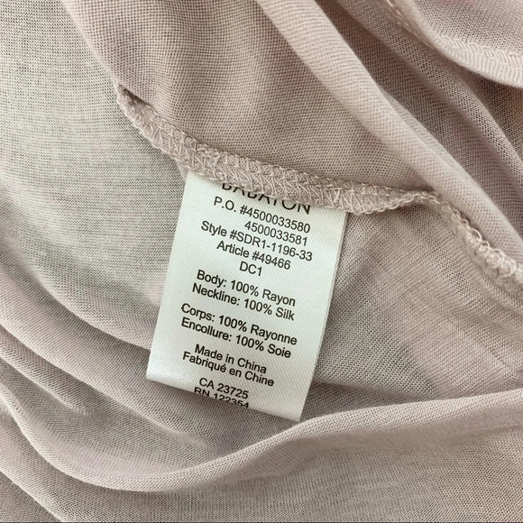 Aritzia Babaton Top 3/4 Length Sleeve Flowy Casual Basic Lilac Grey Size XS - Picture 15 of 16